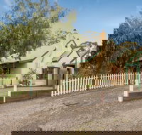 Country Pleasures BB - Accommodation Resorts