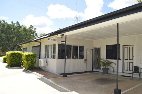 Charters Towers Motel - Accommodation Resorts 2