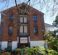 Accommodation in an Historic Warehouse - Accommodation Resorts