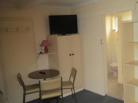 Great Lakes Motor Inn - Accommodation Resorts 5