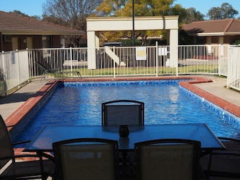 Jacaranda Motel & Holiday Units - Accommodation Resorts 3