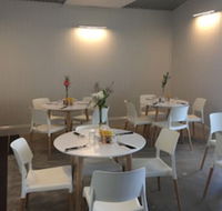 Banana Hotel Motel - Accommodation Resorts