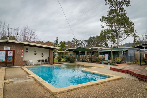 Breeze Holiday Parks - Eildon - Accommodation Resorts 1