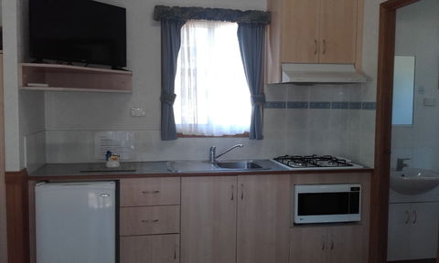 Acclaim Gateway Caravan Park - Accommodation Resorts 6