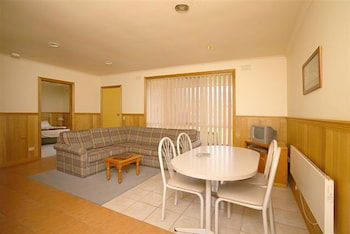 Apollo Bay Backpackers Lodge - Accommodation Resorts 3