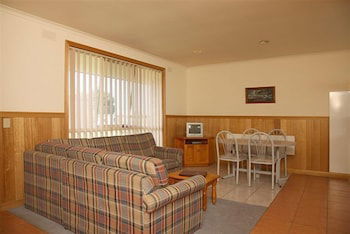 Apollo Bay Backpackers Lodge - Accommodation Resorts 5