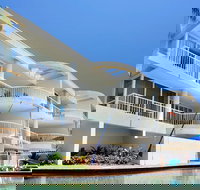 La Mer Sunshine - Accommodation Resorts