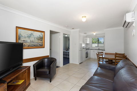 Apollo Lodge - Accommodation Resorts 6