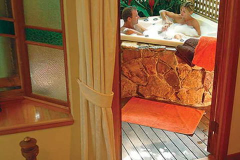 Airlie Waterfront Bed & Breakfast - Accommodation Resorts 3