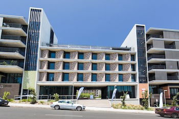 Racecourse Space Pop Up - Accommodation Resorts 6