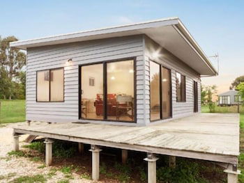 Abington Farm - Accommodation Resorts 0