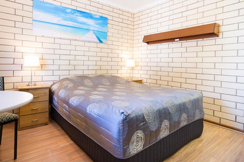 Augusta Budget Motel - Accommodation Resorts 2