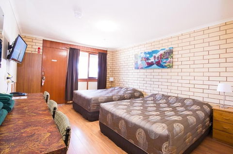 Augusta Budget Motel - Accommodation Resorts 6