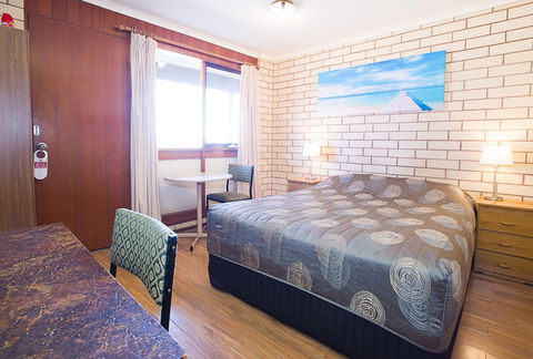 Augusta Budget Motel - Accommodation Resorts 3