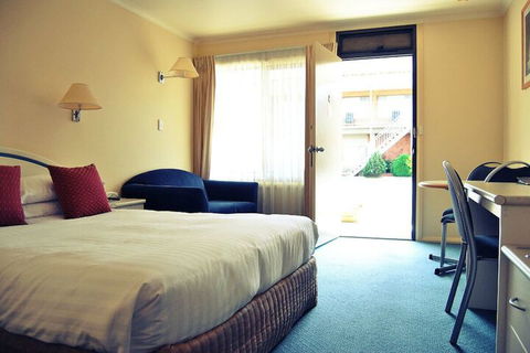 Sunrise Devonport - Accommodation Resorts 3