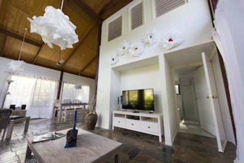 Garasu Lodge - Accommodation Resorts 0