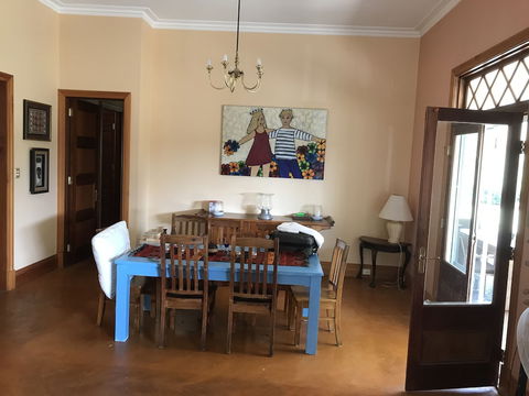 The Lakehouse Manor - Accommodation Resorts 2