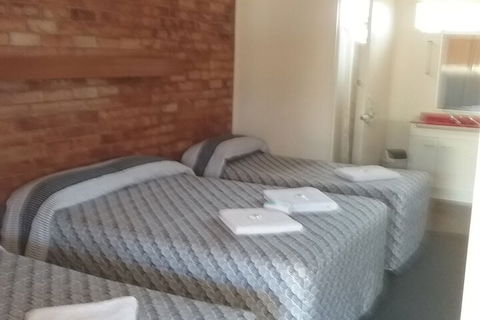 Avocado Motor Inn - Accommodation Resorts 6