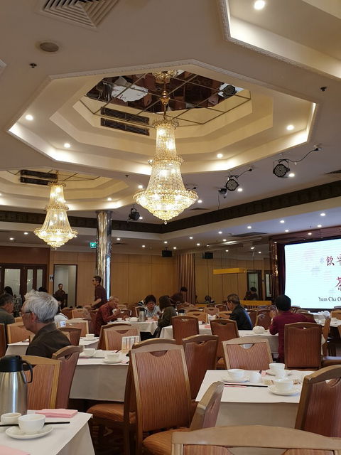 Landmark Restaurant - Accommodation Resorts 6