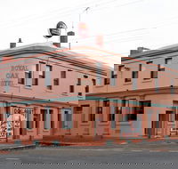 Royal Oak Hotel - Accommodation Resorts
