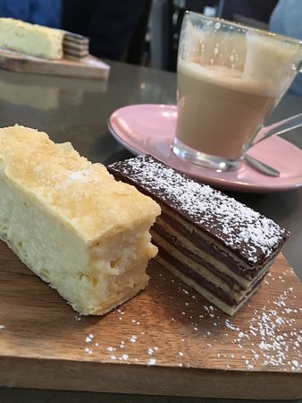 Ferny Creek VIC Accommodation Resorts