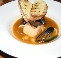 Public Inn - Accommodation Resorts