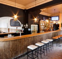 The Bridge Hotel - Accommodation Resorts