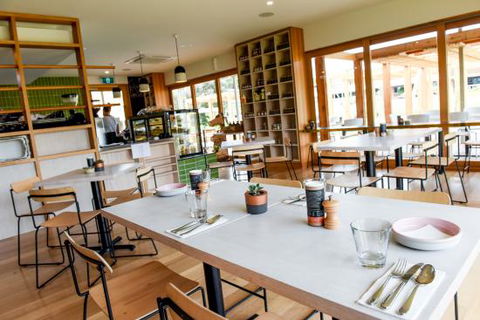 Georgie Bass Cafe & Cookery - Accommodation Resorts 0