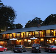 Black Spur Inn - Restaurant - Accommodation Resorts