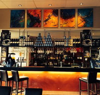 Tides Bar and Grill - Accommodation Resorts