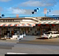 Cumberland Hotel - Accommodation Resorts