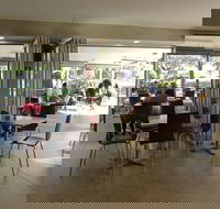 Sal's By The Lake - Accommodation Resorts