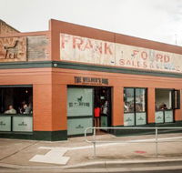 The Welder's Dog - Accommodation Resorts