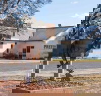 Pretty Pine Hotel - Accommodation Resorts