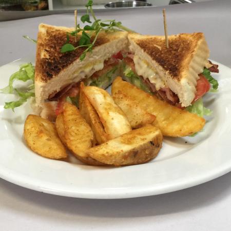 Be Tempted - Accommodation Resorts 0