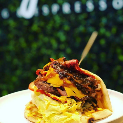 Courtyard Dining & Espresso - Accommodation Resorts 0