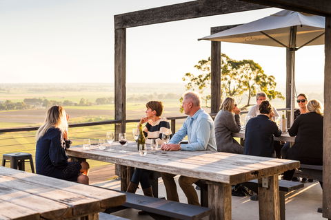 Lightfoot & Sons - Accommodation Resorts 0