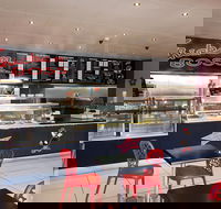 Chicken Boss - Accommodation Resorts