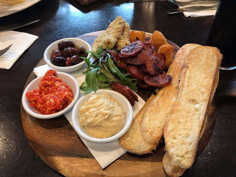 Murphy's Irish Pub - Accommodation Resorts 0