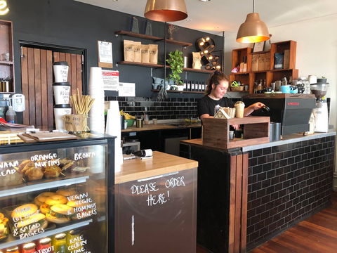 The Rogue & Rascal - Accommodation Resorts 1