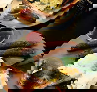 Stone Wall Cafe - Accommodation Resorts