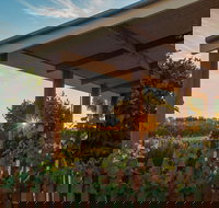 Caf in the Vines - Accommodation Resorts