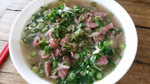 Phuong's Vietnamese Take Away - Accommodation Resorts 0