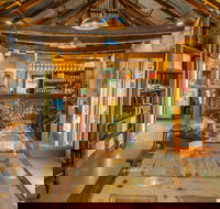 Stelzer Road Supper Club - Accommodation Resorts