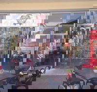 Crispy's Pies - Accommodation Resorts