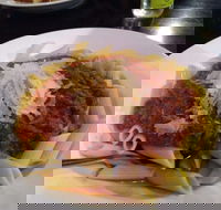 Vic Hotel - Accommodation Resorts