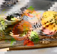 Boo's Place Lakeside - Accommodation Resorts