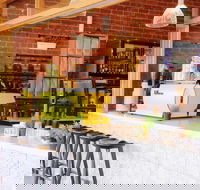 Le Roi Cafe - Accommodation Resorts