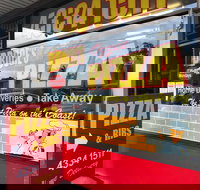 Bruces Ozzie Pizza - Accommodation Resorts