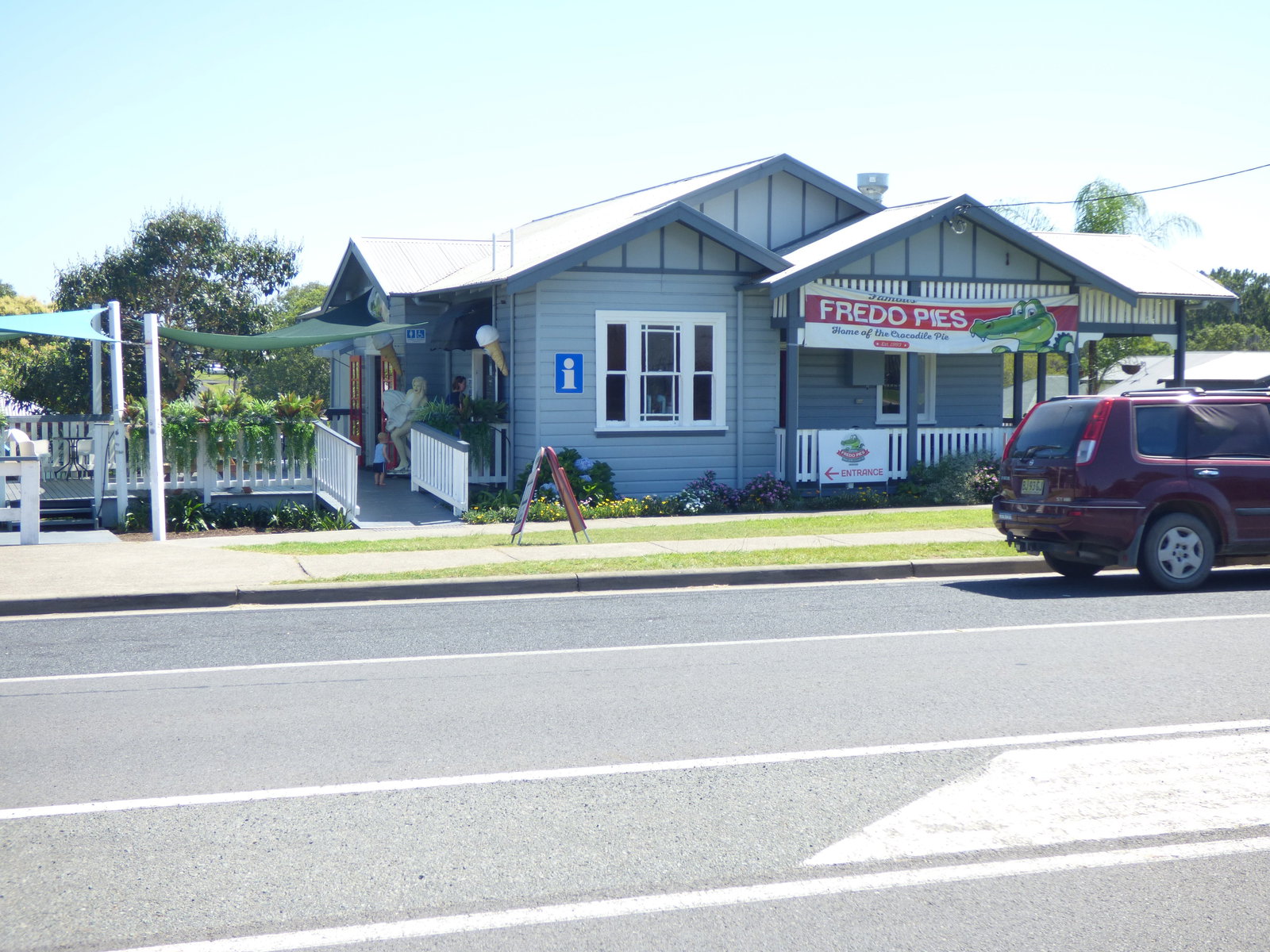 Frederickton NSW Accommodation Resorts